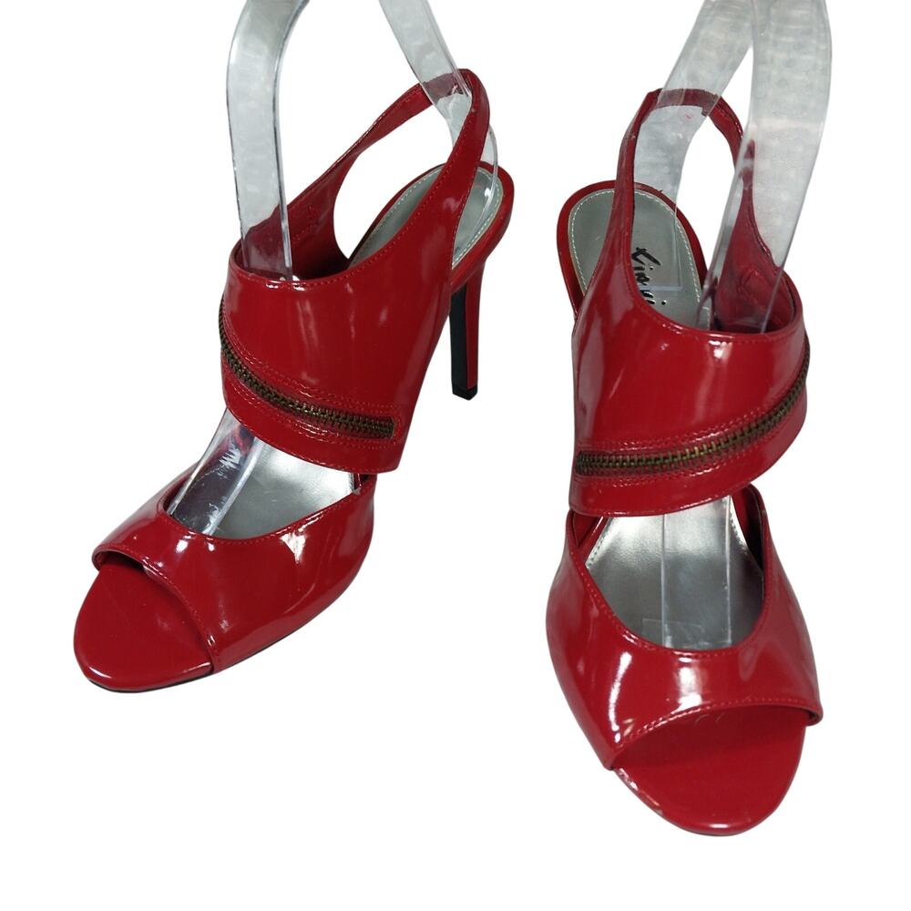 NWOT-1 SHOW! FIONI! ROUGE RED PATENT LEATHER DIAGONAL ZIP HEELS SANDALS! SZ 7.5M